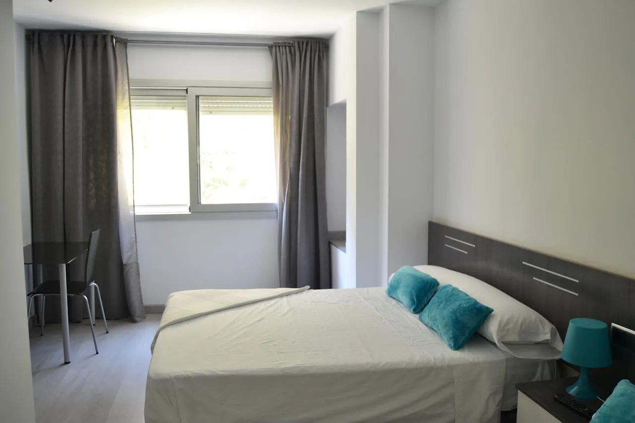 Bed&Breakfast 10 Girona Hotel