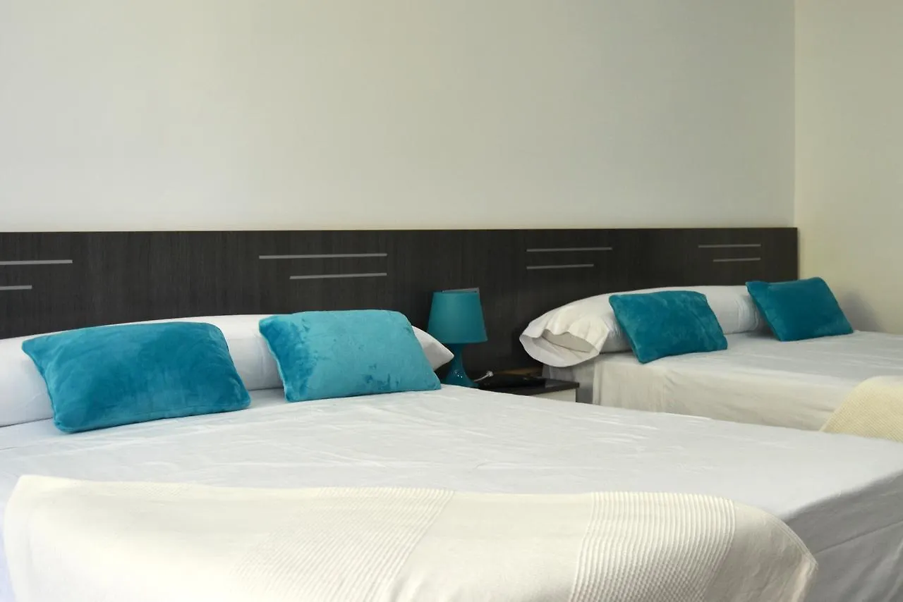 Bed&Breakfast 10 Girona Spain