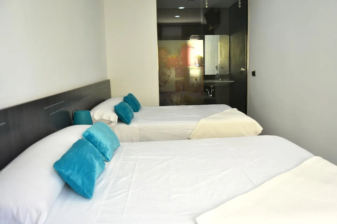 Bed&Breakfast 10 Girona Spain